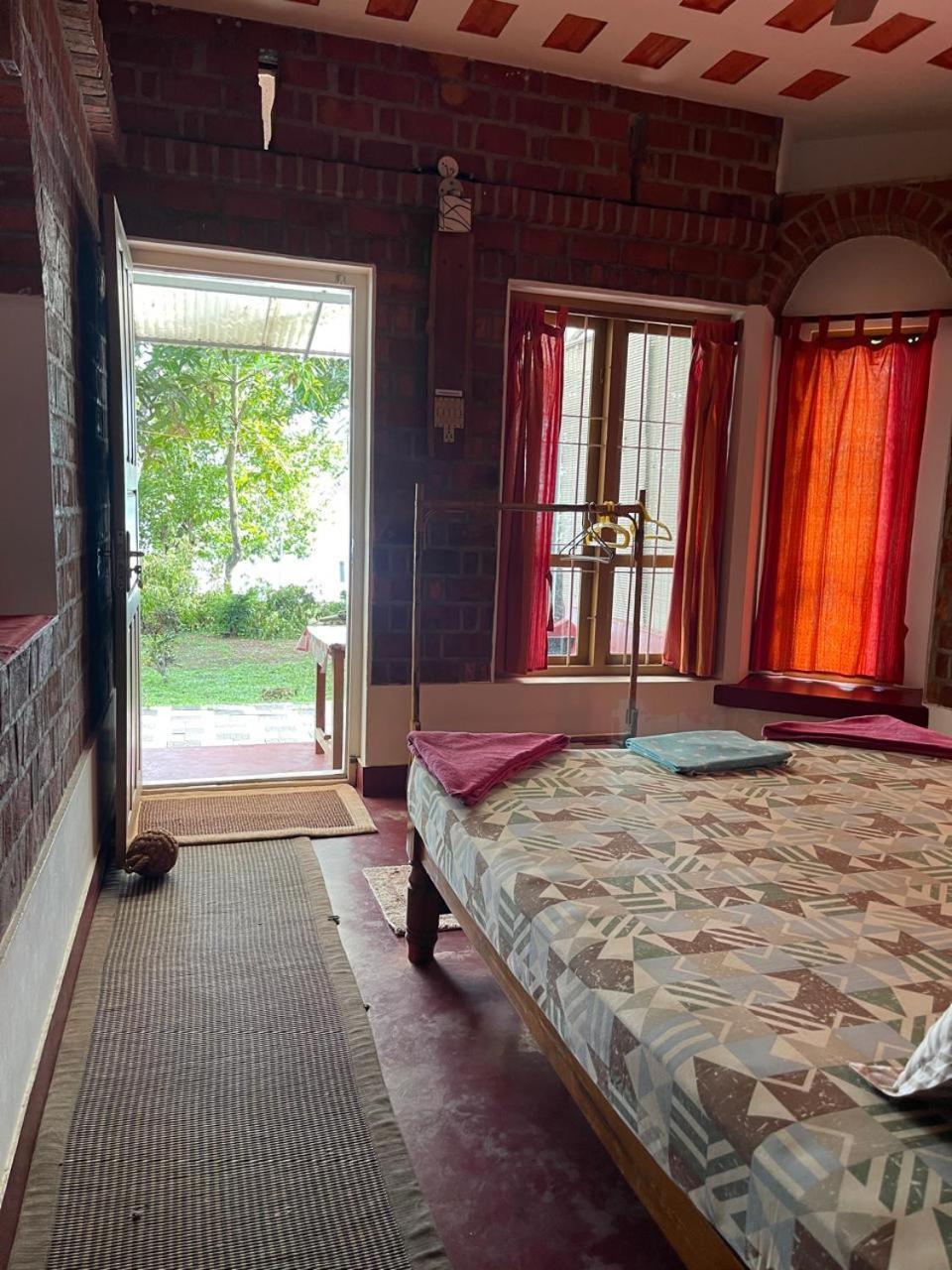 Ashtamudivillas Коллам Экстерьер фото